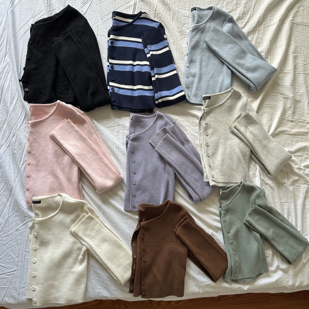 Brandy Melville Athelia Cropped Cardigan Bundle